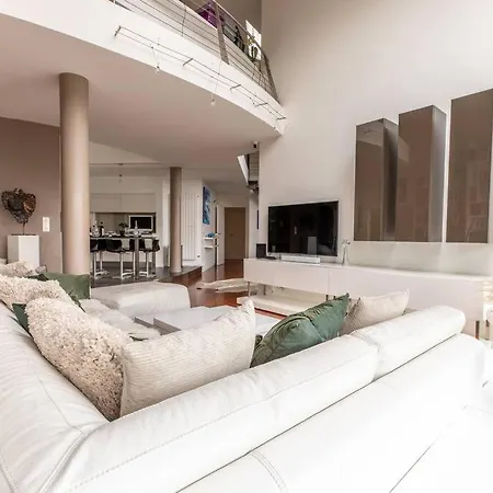 Sky View Cinema, Piscine, Ceyrat