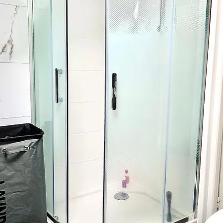 Sky View Cinema, Piscine, Villa *