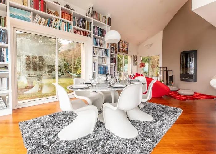 ヴィラ Sky View Cinema, Piscine,